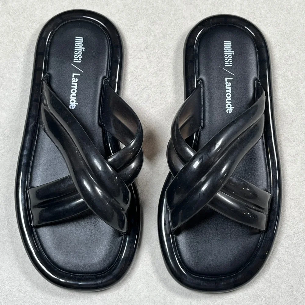 Melissa‎ Larroude Cali Slide Sandals Womens 6 Black Puffy Crisscross Jelly Vegan